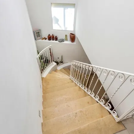 Sunny Side Spacious With Private Pool & Wifi By 360 Estates San Lawrenz