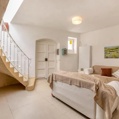 Sunny Side Spacious With Private Pool & Wifi By 360 Estates