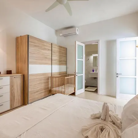 Sunny Side Spacious With Private Pool & Wifi By 360 Estates 빌라 *